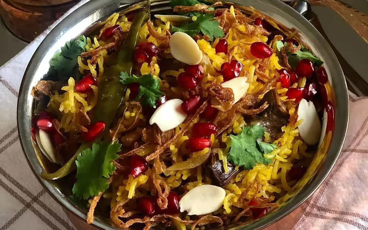 طرز تهیه یاکنی پلو