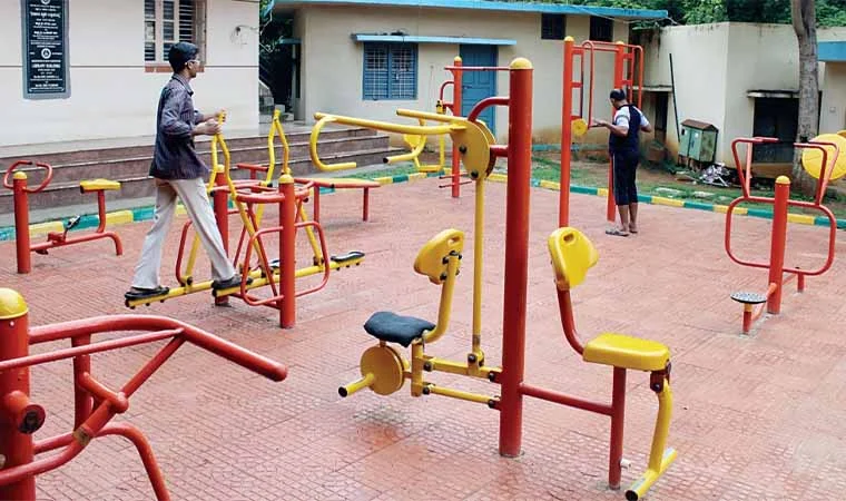 فواید ورزش در پارک
