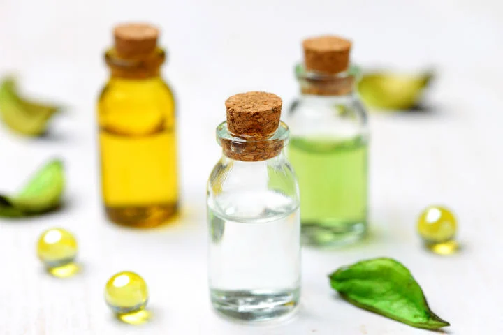بهترین روغن برای پوست چرب