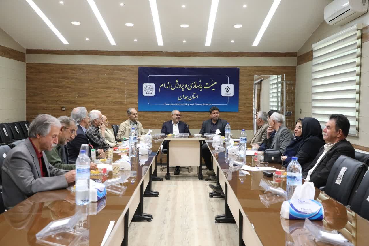 هم‌اندیشی برای توسعه ورزش همدان؛ پیشکسوتان با مسئولان دیدار کردند - خبرگزاری مهر | اخبار ایران و جهان