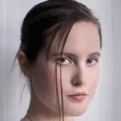 نویسنده کتاب محدوده مرگ:کاترین آردن