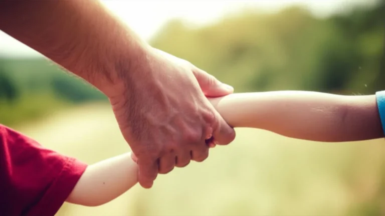 حکم کتک زدن فرزند توسط پدر در اسلام | هر آنچه باید بدانید