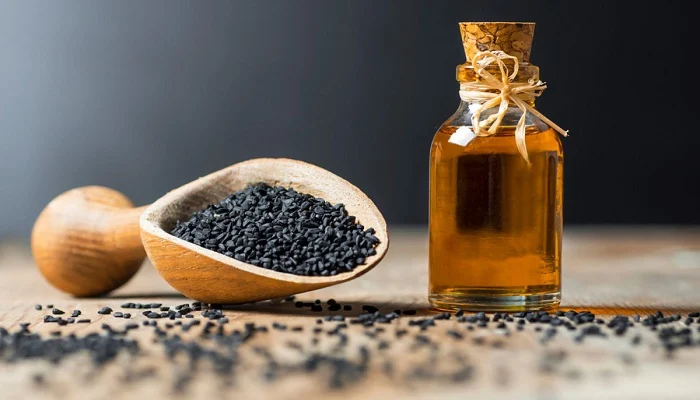 خواص مالیدن روغن سیاه دانه به شکم برای لاغری